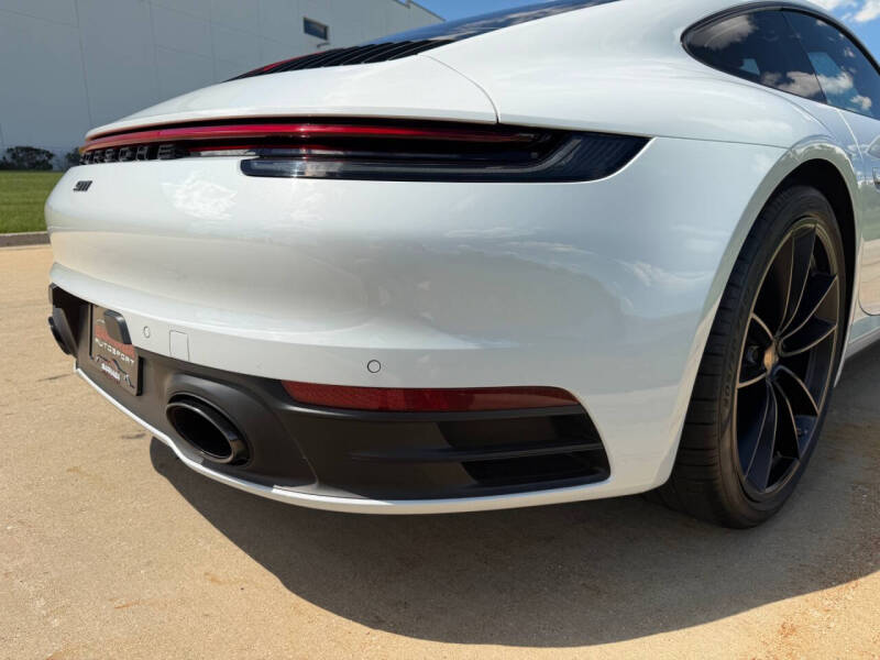 2021 Porsche 911 Carrera