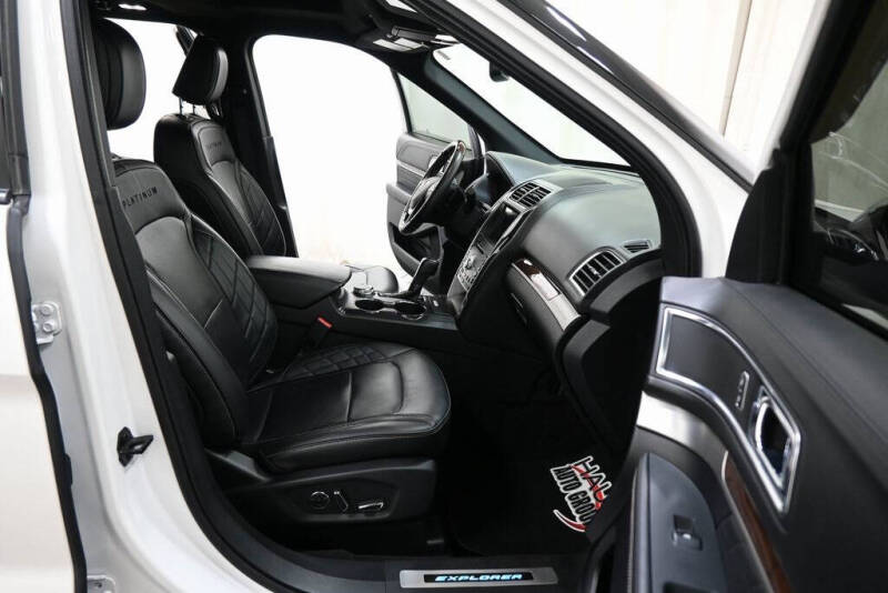 2018 Ford Explorer Platinum