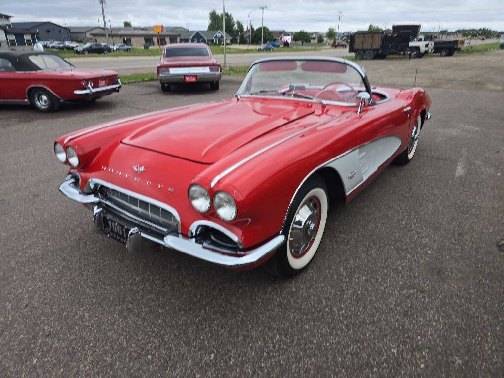 1961 Chevrolet Corvette 75