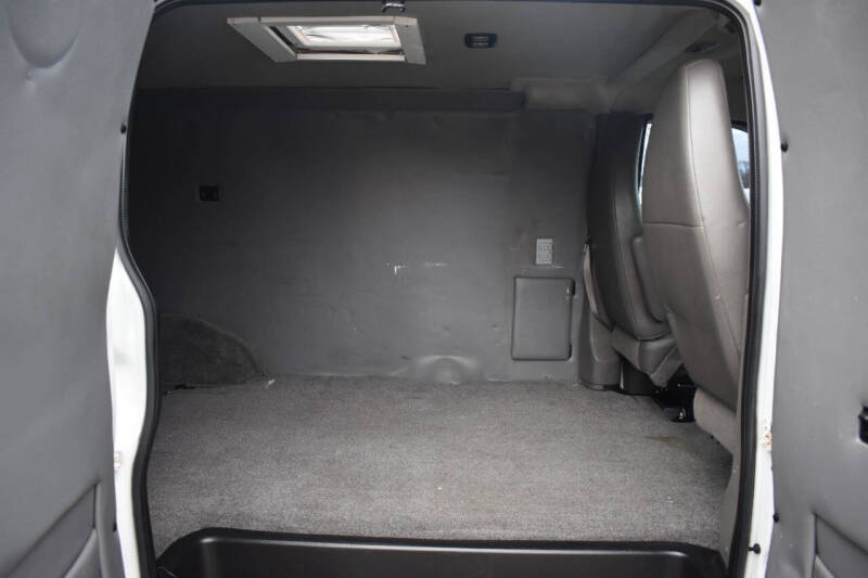 2013 Chevrolet Express Cargo Work Van photo 43