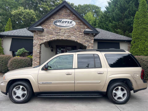 2004 Chevrolet TrailBlazer EXT for sale at Hoyle Auto Sales in Taylorsville NC