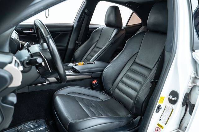 2016 Lexus IS 200t