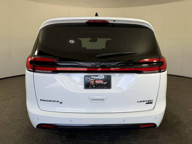 2024 Chrysler Pacifica Limited