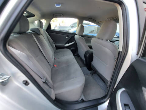 2015 Toyota Prius Two