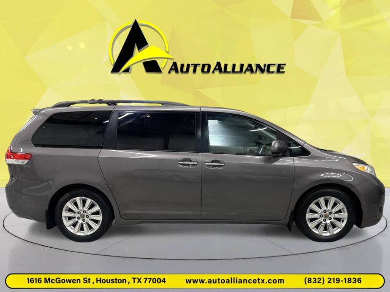 2011 Toyota Sienna
