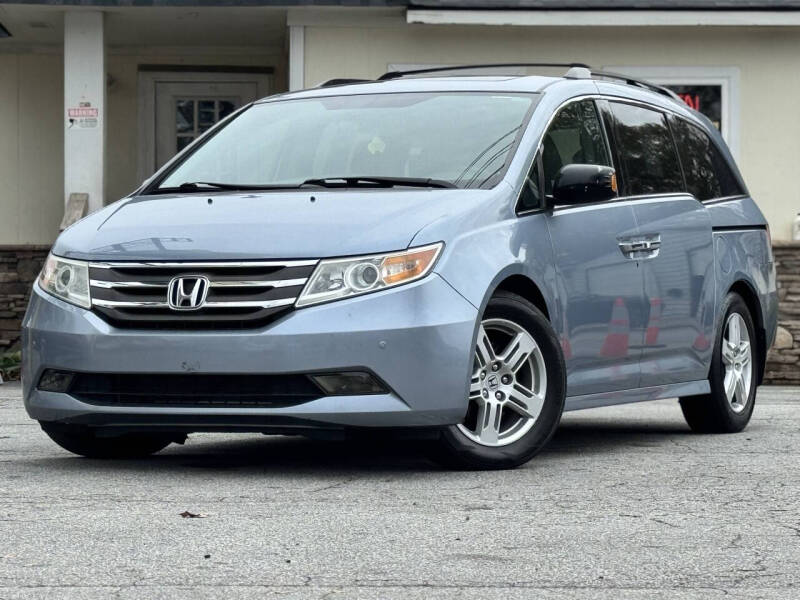 2013 Honda Odyssey Touring's photo