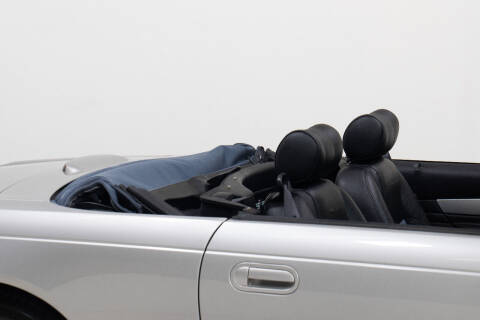 2005 Ford Thunderbird Deluxe