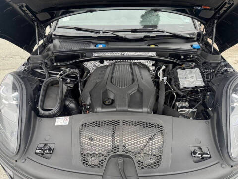 2024 Porsche Macan