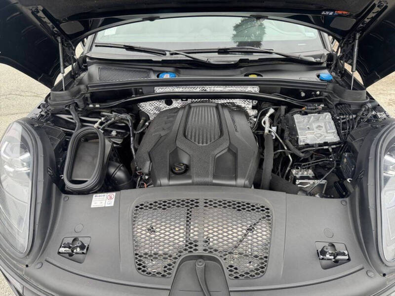 2024 Porsche Macan