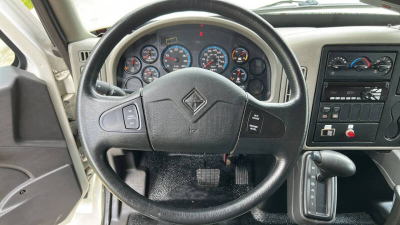 2018 International DuraStar 4300