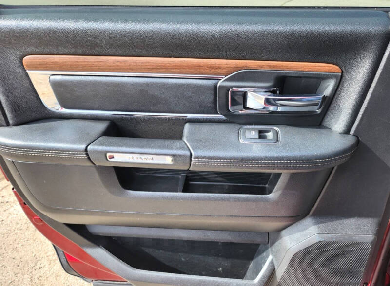 2016 RAM 1500 Laramie