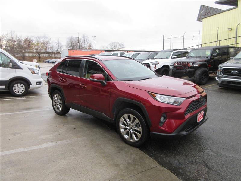 2019 Toyota RAV4 XLE Premium