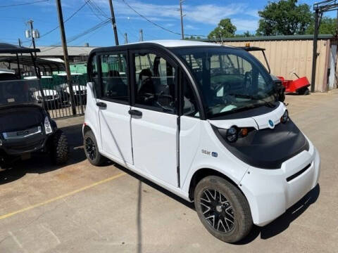 2021 GEM e4 LSV Street Legal 4 Pass