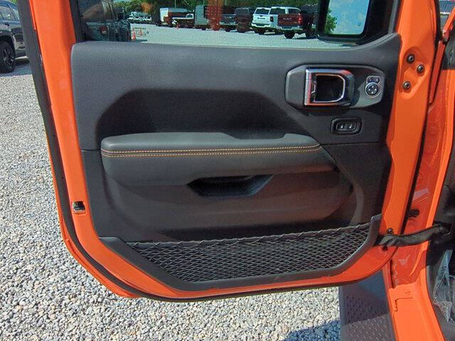 2025 Jeep Gladiator High Tide