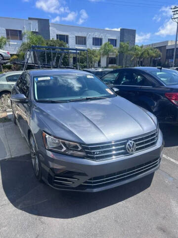 2017 Volkswagen Passat 1.8T R-Line