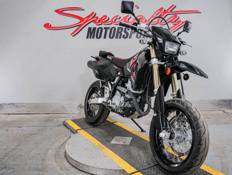 2022 Suzuki DR-Z400SM