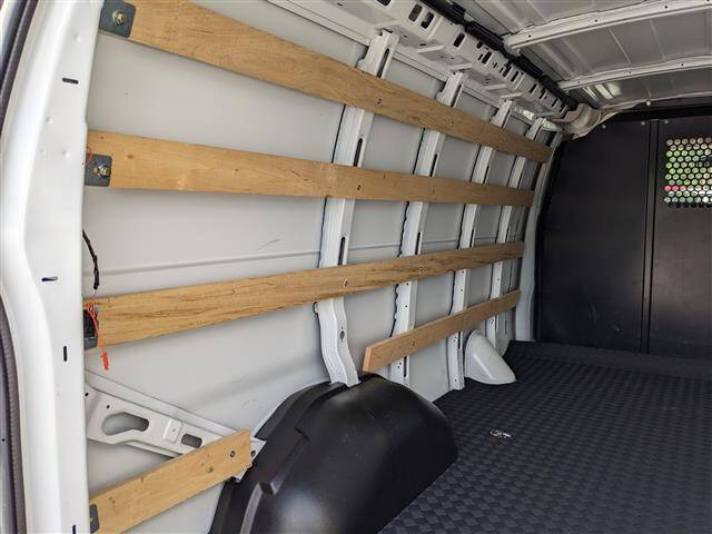 2024 GMC Savana 2500