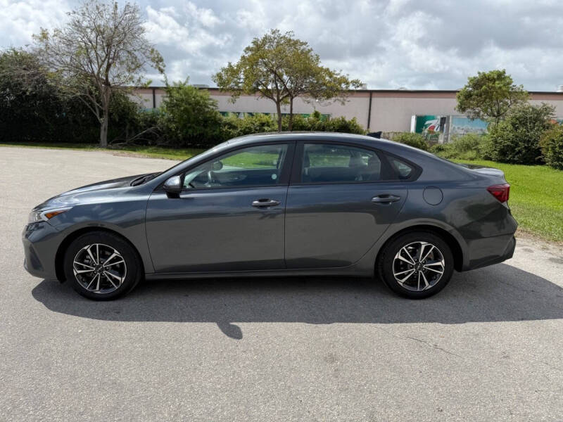 2024 Kia Forte LX