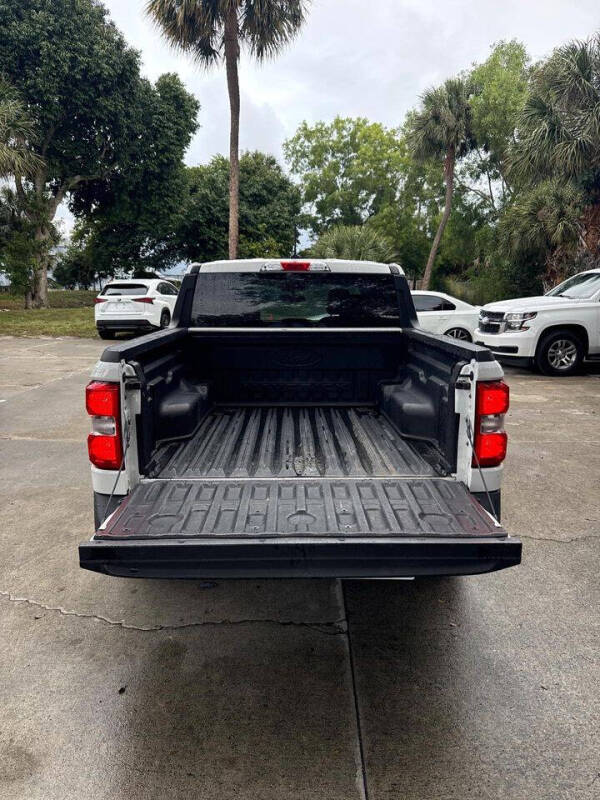 2022 Ford Maverick XL