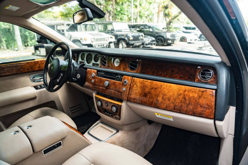2004 Rolls-Royce Phantom