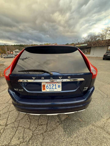 2015 Volvo XC60 T6 Platinum