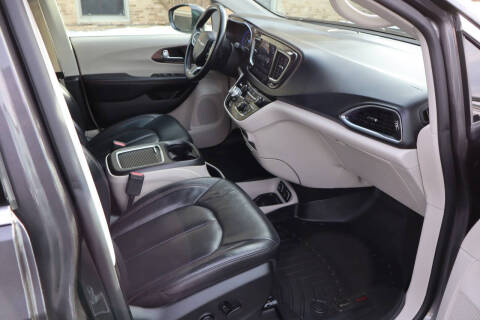 2019 Chrysler Pacifica Touring L Plus