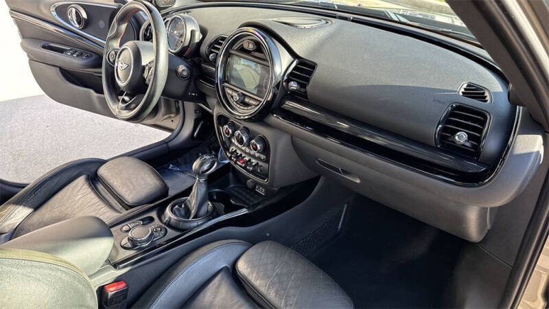 2017 MINI Clubman Cooper S