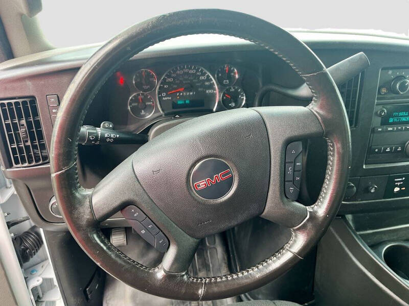 2024 GMC Savana 2500