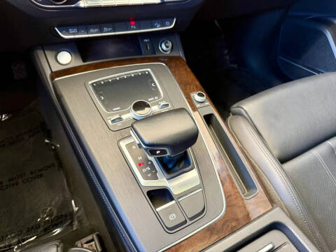 2019 Audi Q5 quattro Premium Plus 45 TFSI