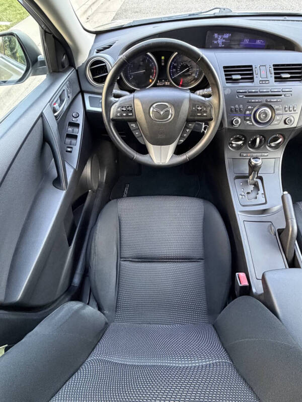 2012 Mazda MAZDA3 i Touring