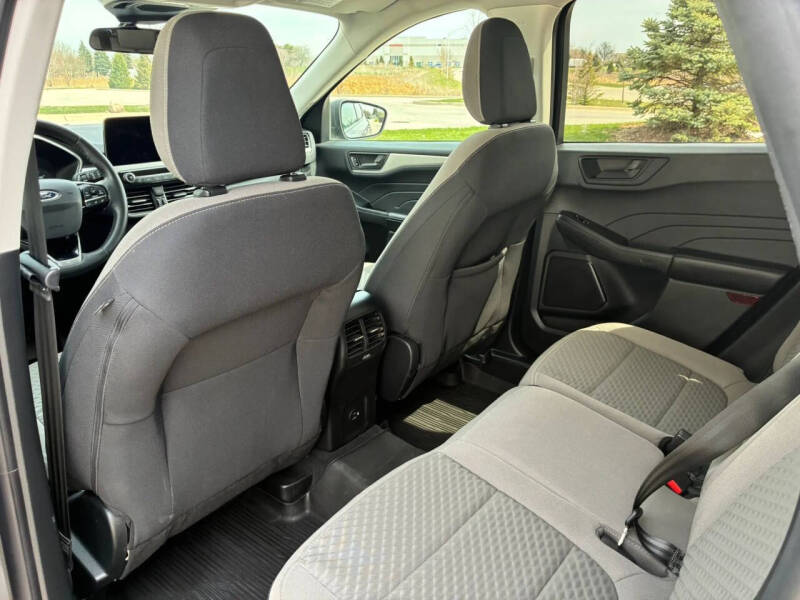 2022 Ford Escape SE