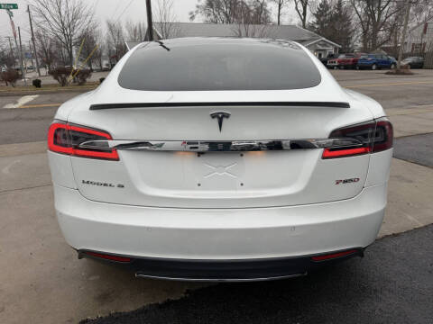 2015 Tesla Model S P85D