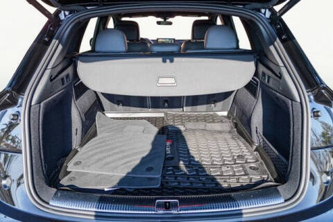 2023 Audi SQ5 3.0T quattro Premium Plus