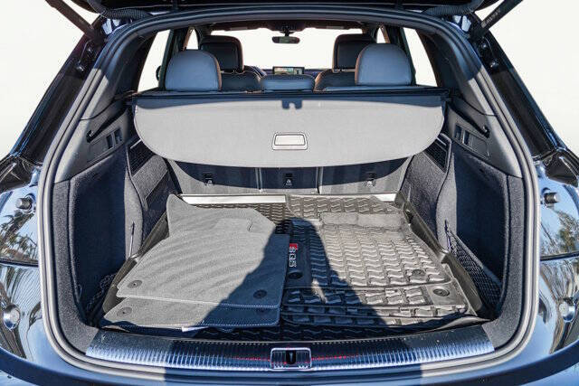 2023 Audi SQ5 3.0T quattro Premium Plus