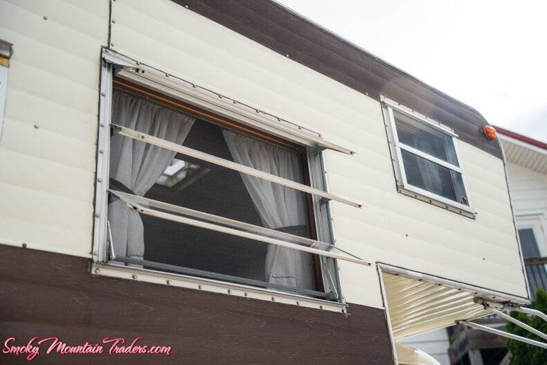 1951 International L-130