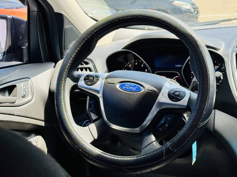 2014 Ford Escape S