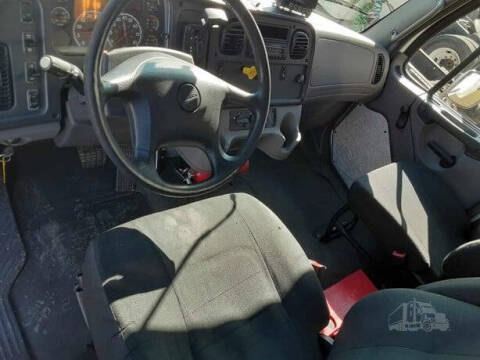 2016 Freightliner M2 106