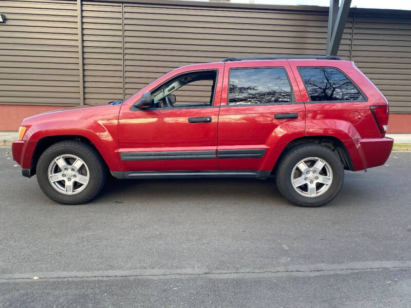 2006 Jeep Grand Cherokee Laredo
