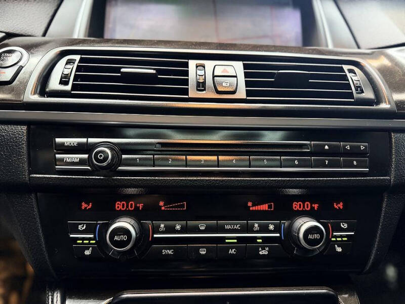 2016 BMW 5 Series 528i