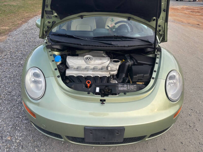 2006 Volkswagen New Beetle 2.5