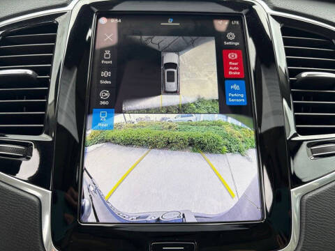 2025 Volvo XC90 T8 Plus Bright Theme 7P