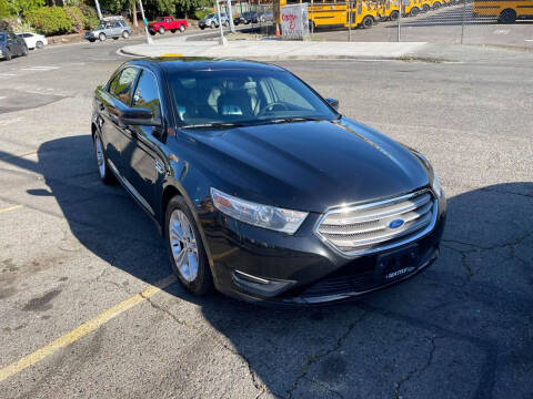 2014 Ford Taurus