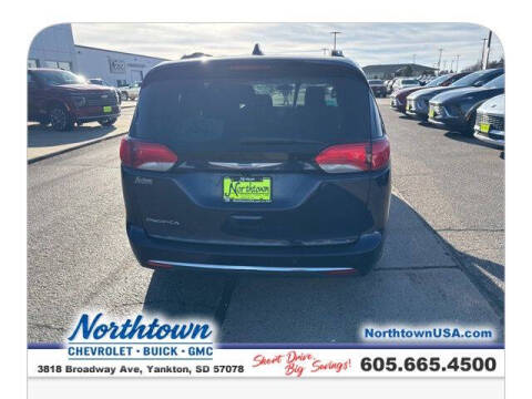 2018 Chrysler Pacifica Touring L