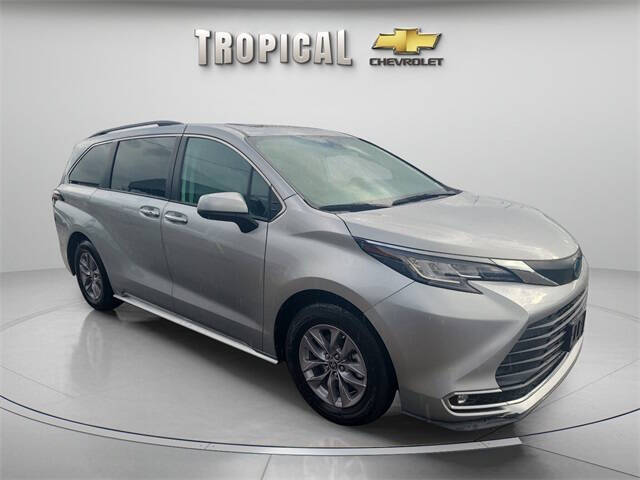 2023 Toyota Sienna
