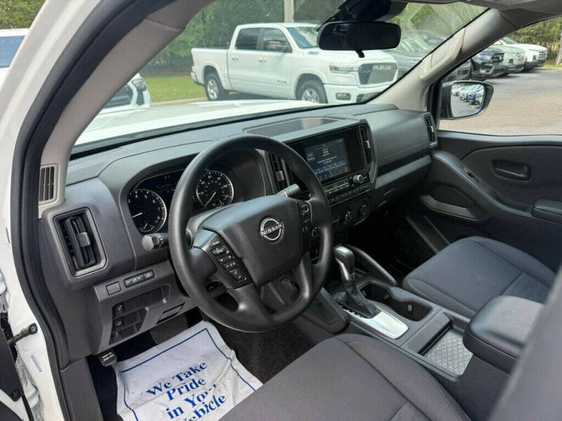 2025 Nissan Frontier