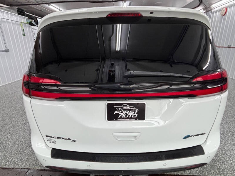 2022 Chrysler Pacifica Hybrid Limited