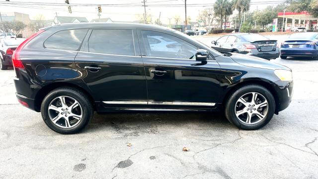 2015 Volvo XC60 T6 Platinum