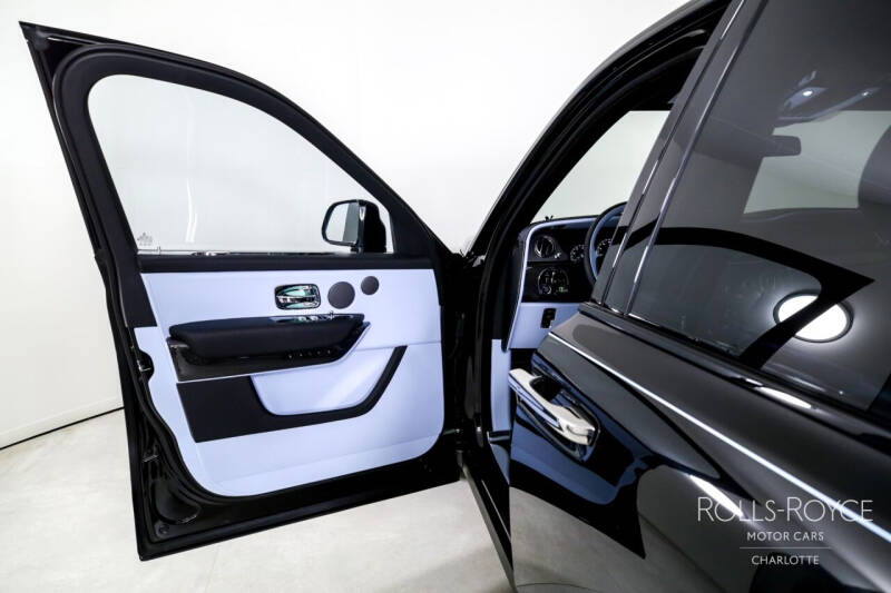 2024 Rolls-Royce Black Badge Cullinan