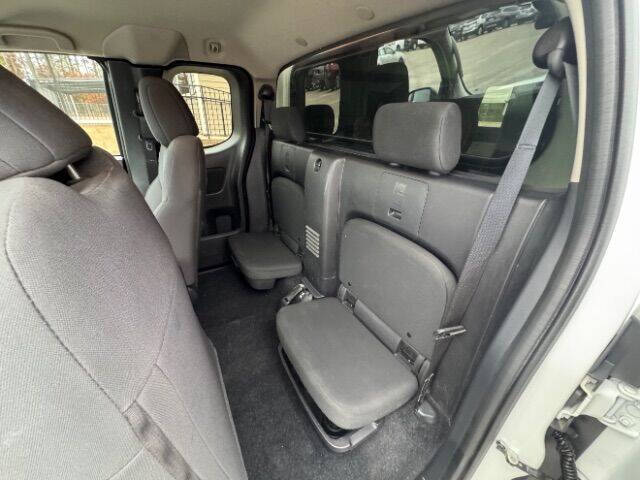 2024 Nissan Frontier