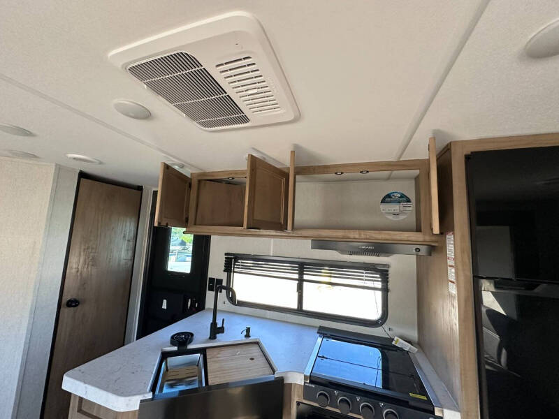 2024 Forest River Wolf Den 262DBH **SALE PENDING